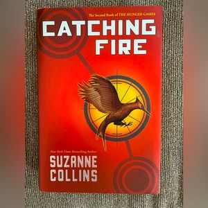 Catching Fire Hardcover by Suzanne Collins (second Hunger Games book)
